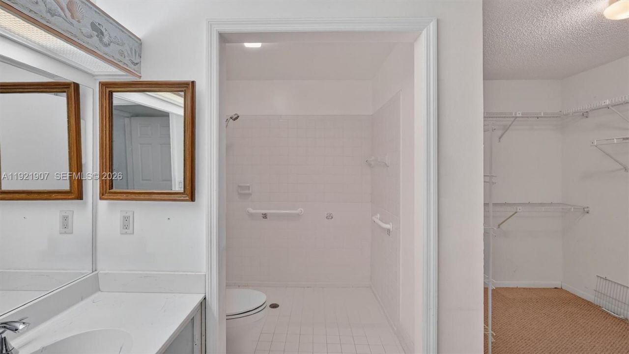 2540 Calamondin Cir, Coconut Creek, FL 33063 Photo