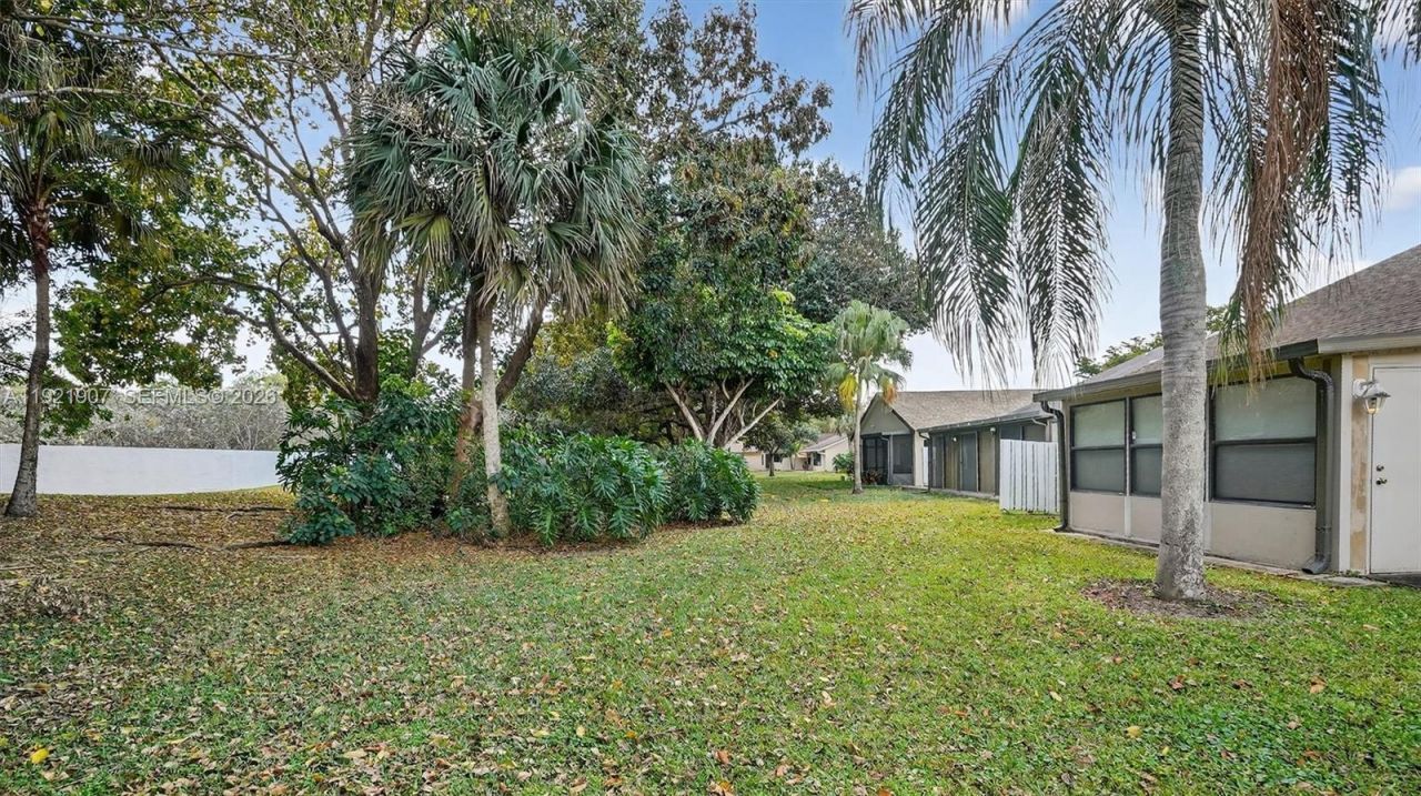 2540 Calamondin Cir, Coconut Creek, FL 33063 Photo