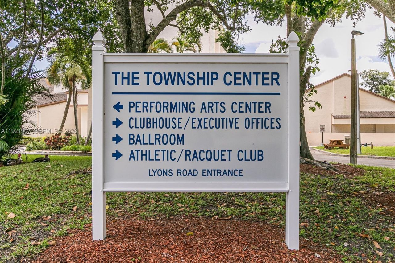 2540 Calamondin Cir, Coconut Creek, FL 33063 Photo