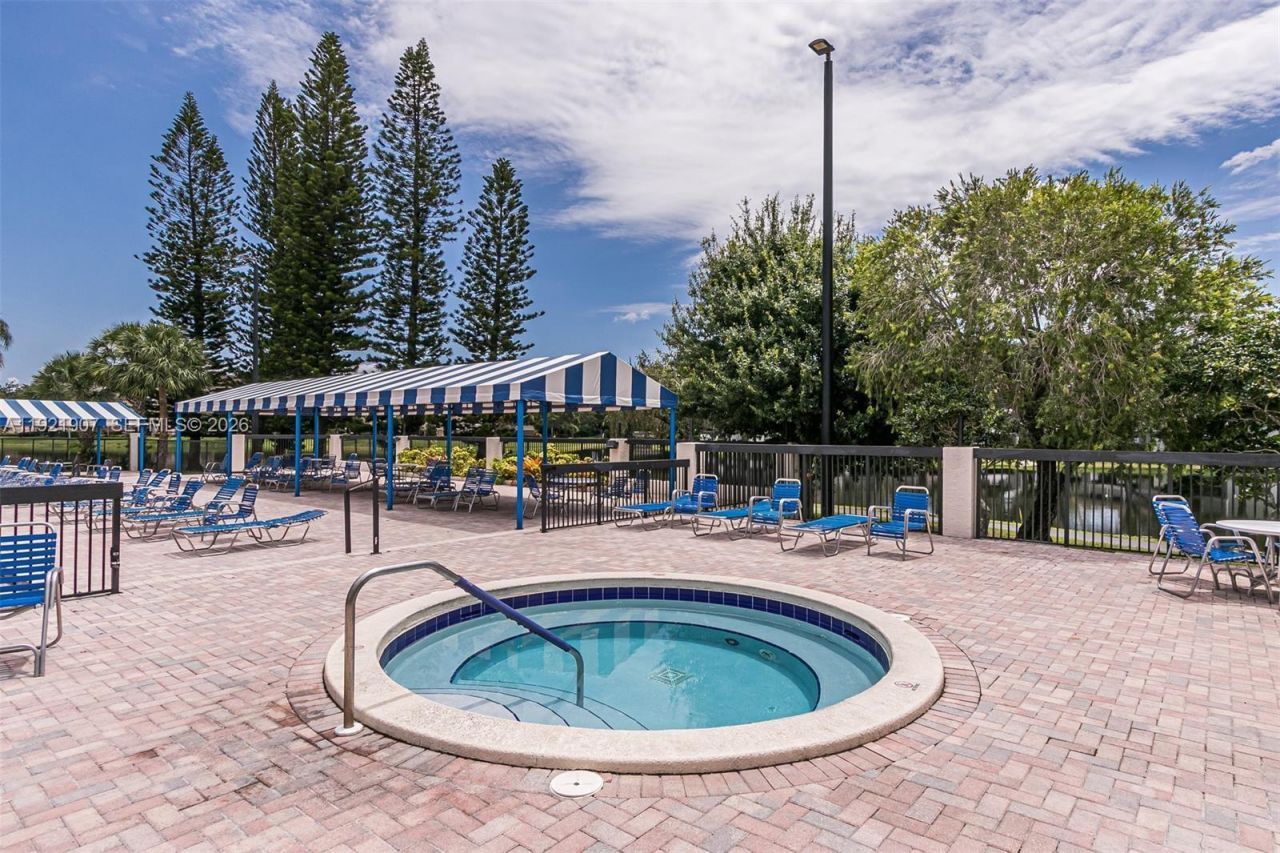 2540 Calamondin Cir, Coconut Creek, FL 33063 Photo