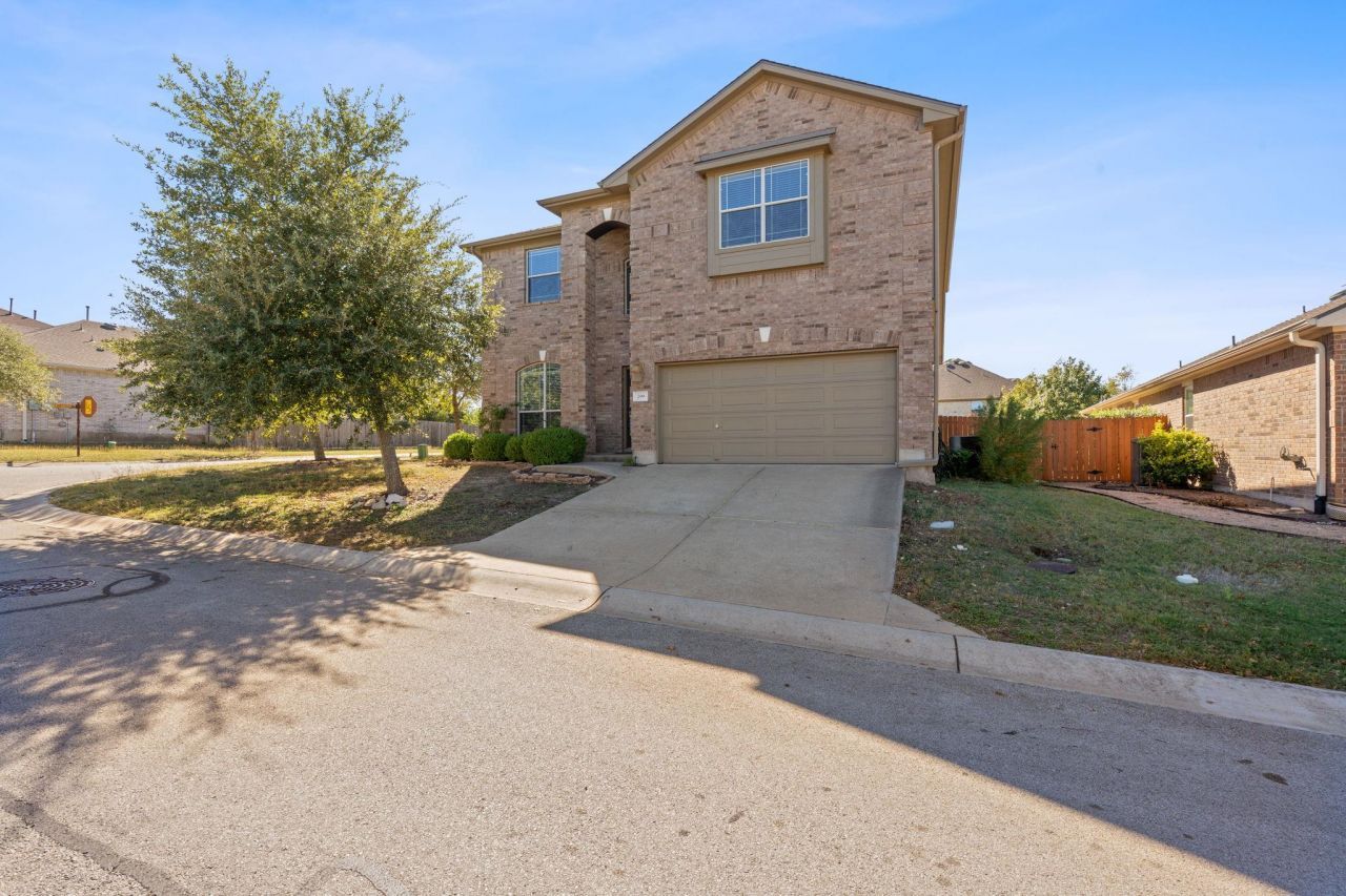 299 Limestone Trl, Austin, TX 78737 Main Photo
