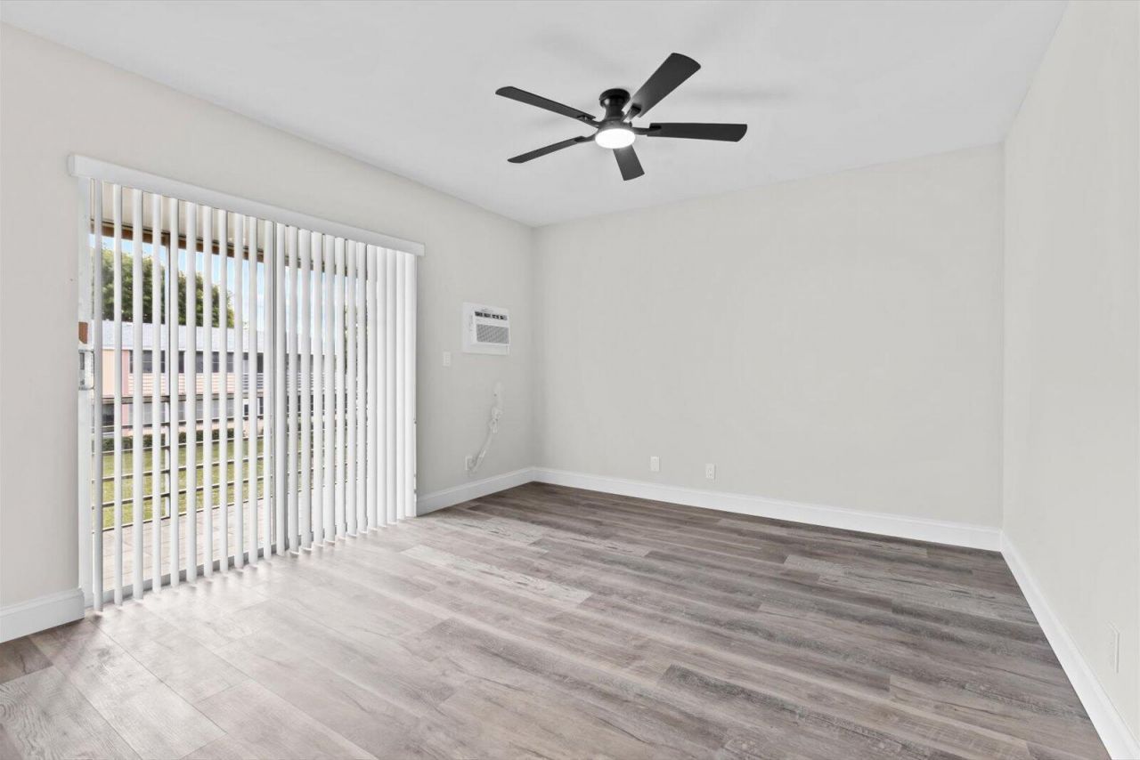 17 Andover A, West Palm Beach, FL 33417 Photo