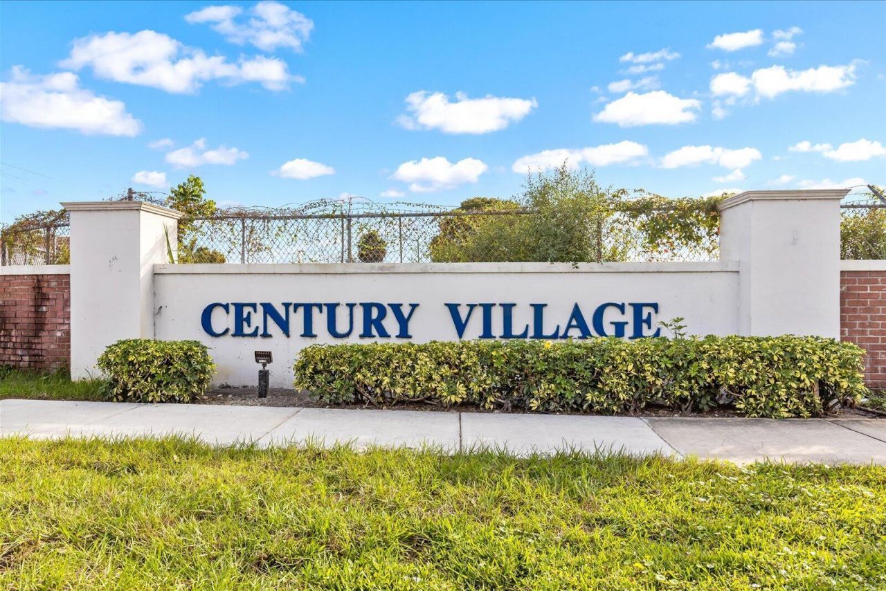 17 Andover A, West Palm Beach, FL 33417 Photo