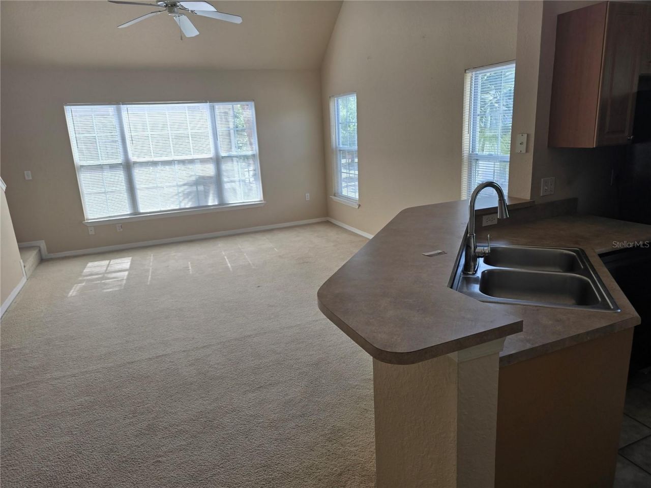 5601 Rosehill Road, Unit 203, Sarasota, FL 34233 Photo
