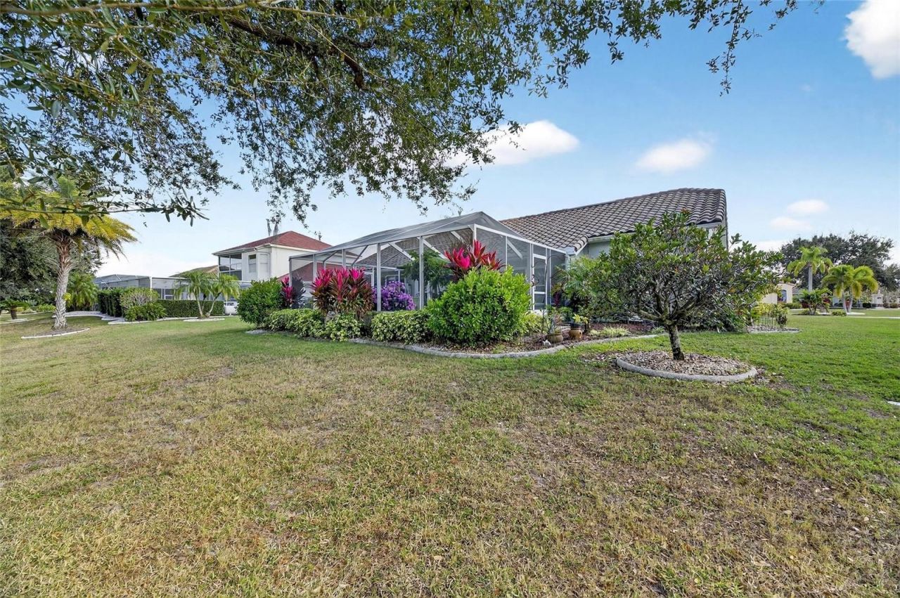 2307 Platinum Drive, Sun City Center, FL 33573 Photo