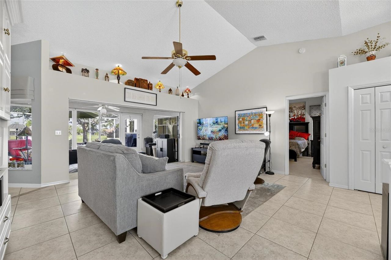 2307 Platinum Drive, Sun City Center, FL 33573 Photo