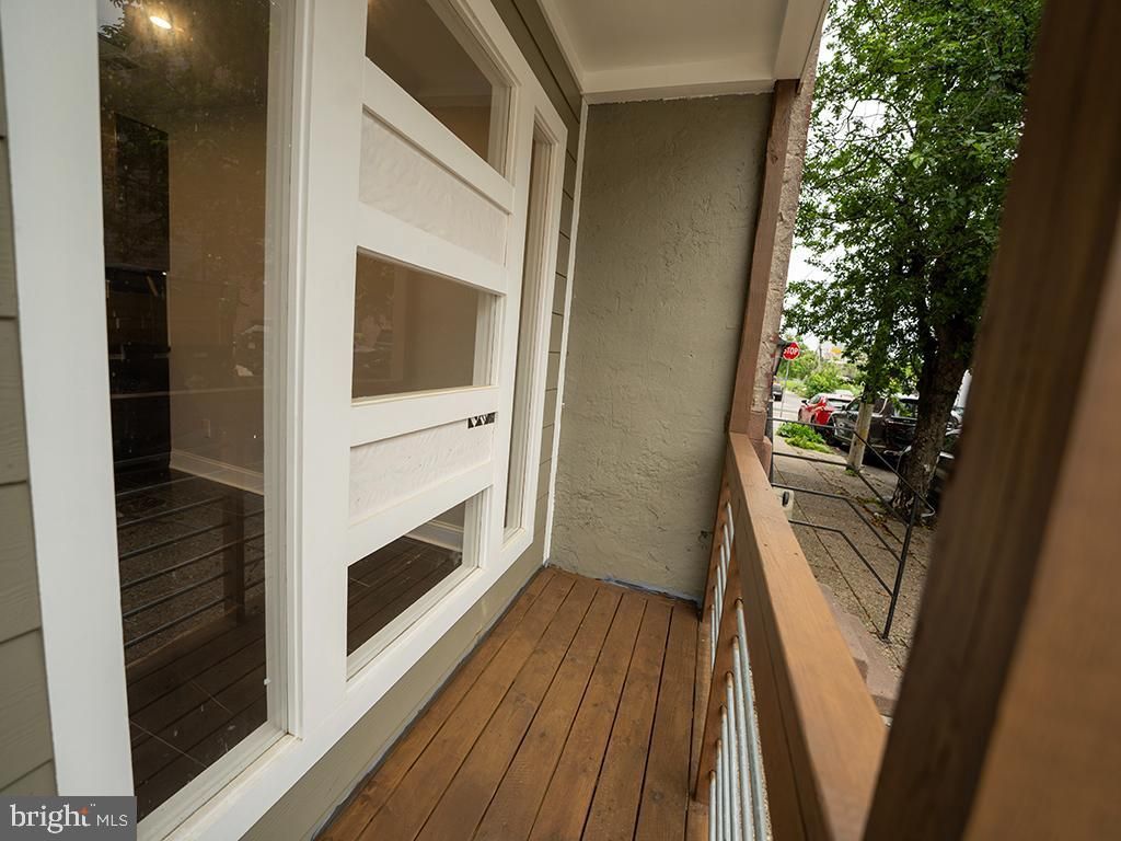 2005 N LAWRENCE STREET Philadelphia, PA 19122