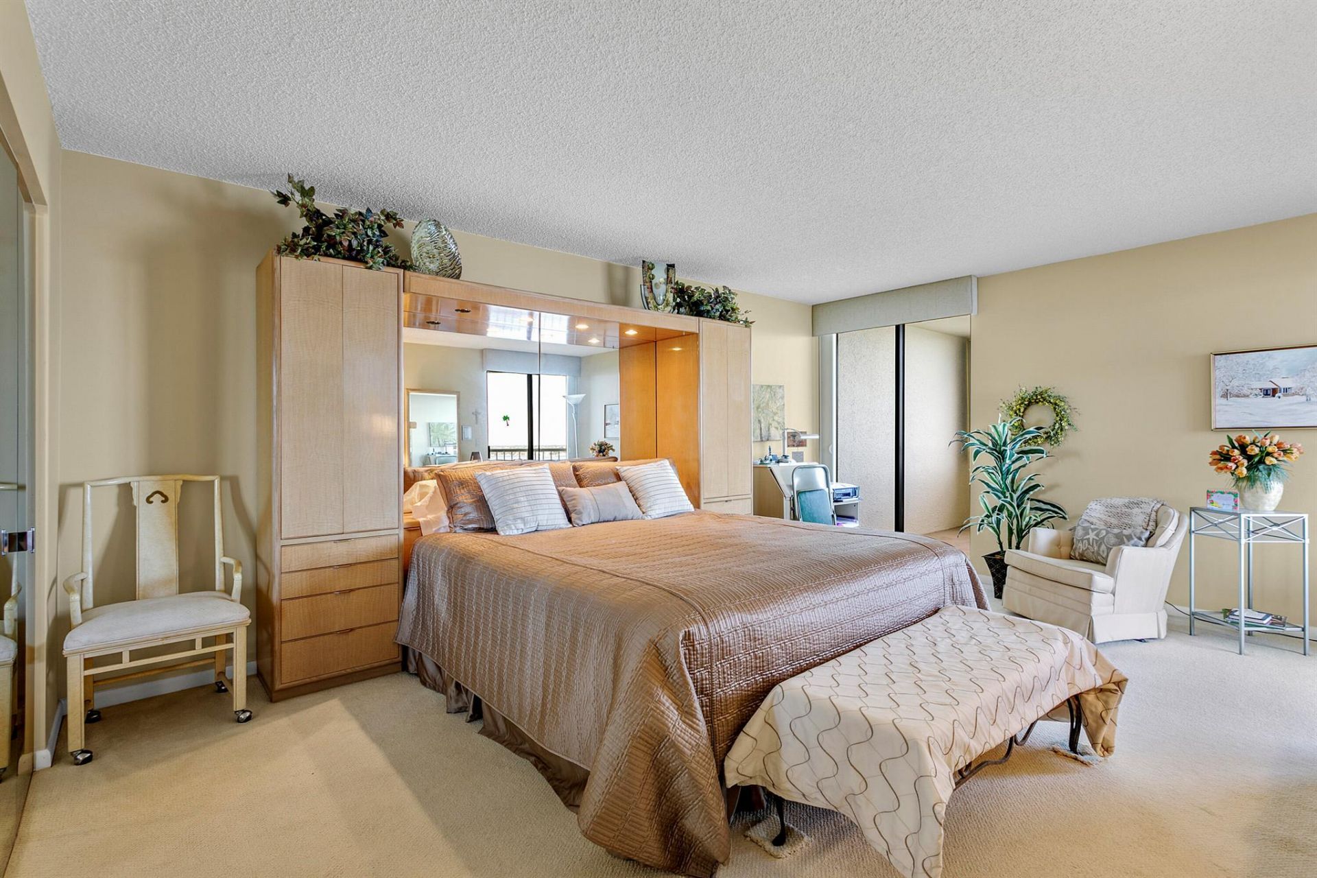 5070 N Ocean Drive, Unit 10c, Singer Island, FL 33404 Photo