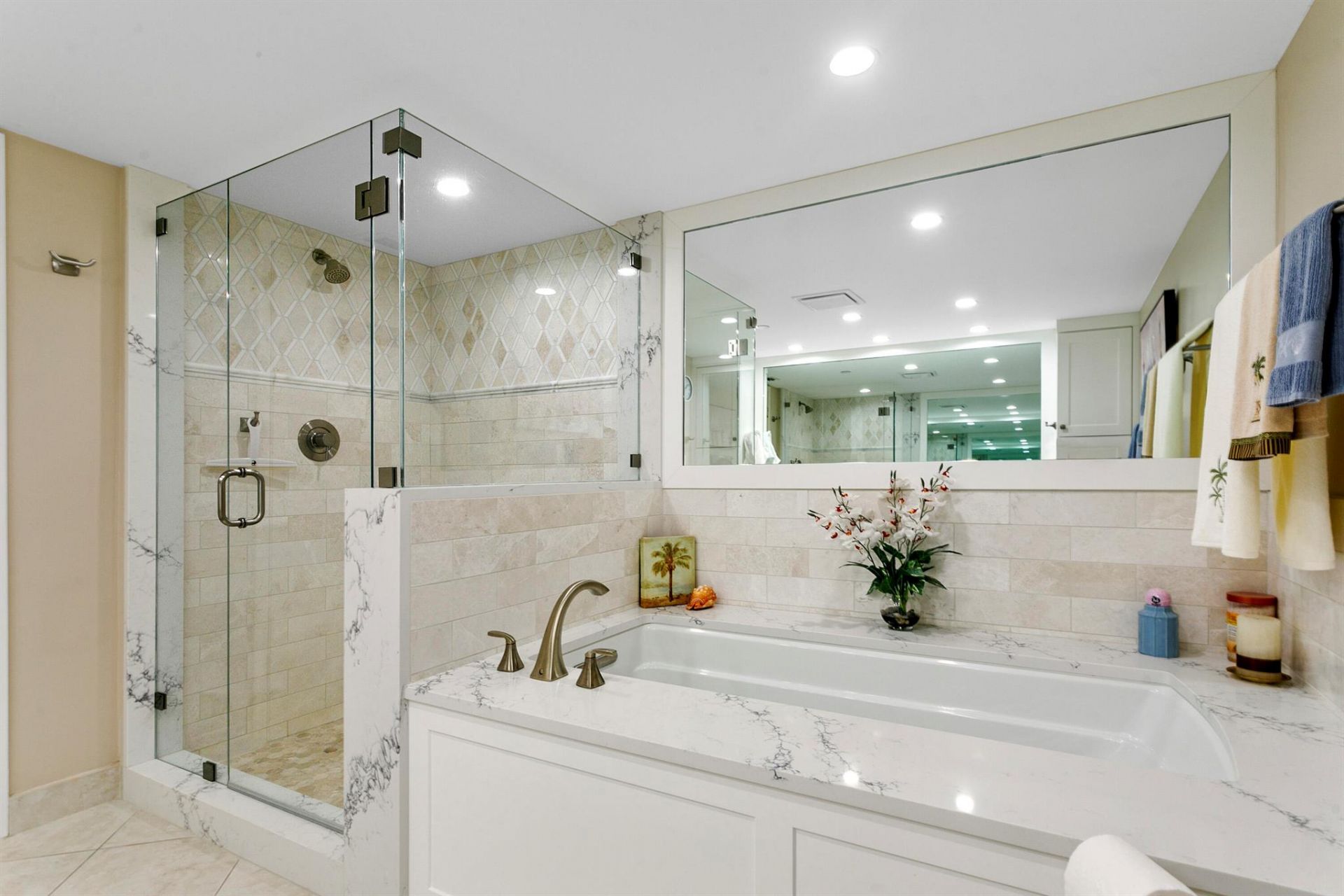 5070 N Ocean Drive, Unit 10c, Singer Island, FL 33404 Photo