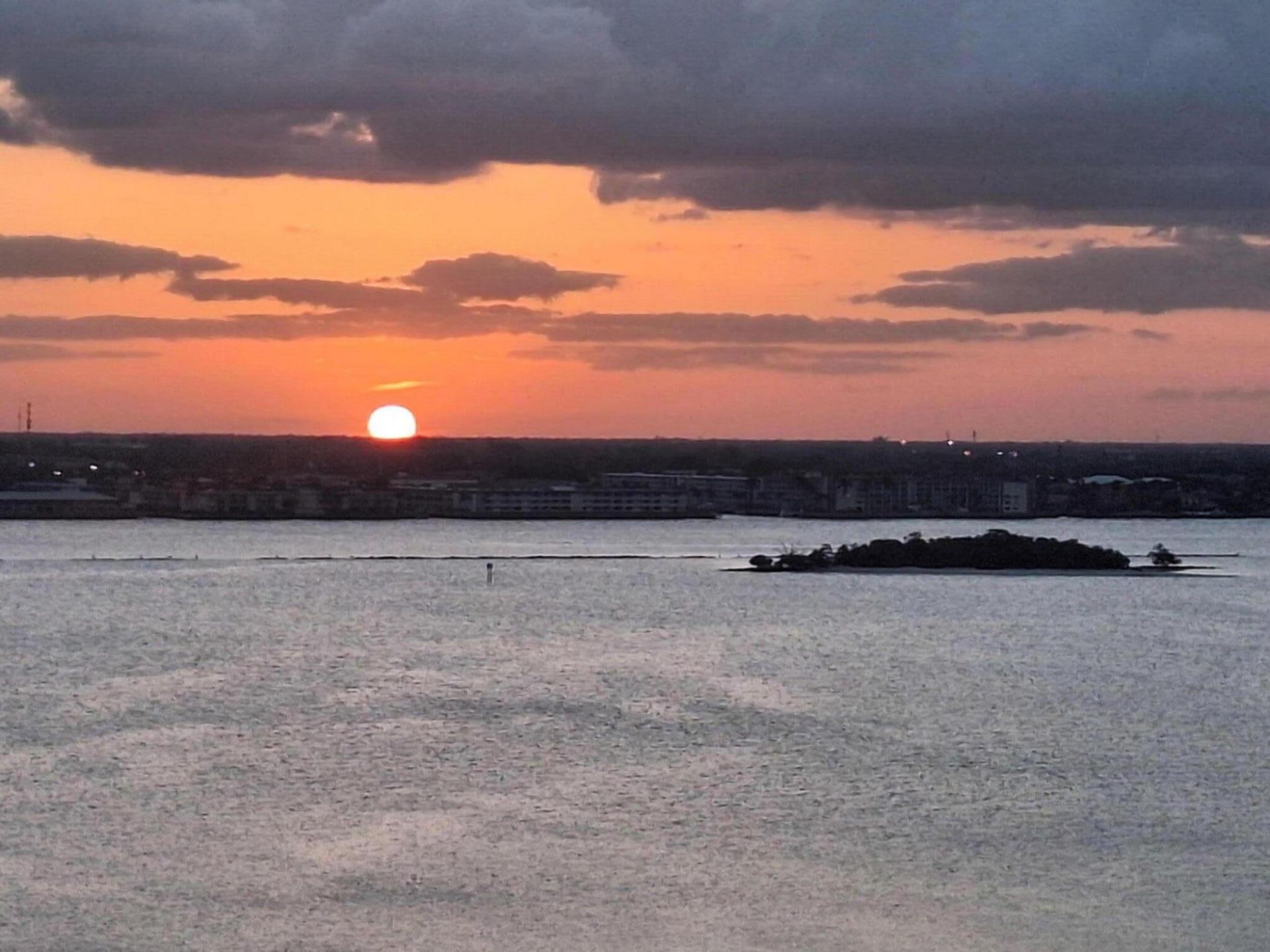 5070 N Ocean Drive, Unit 10c, Singer Island, FL 33404 Photo