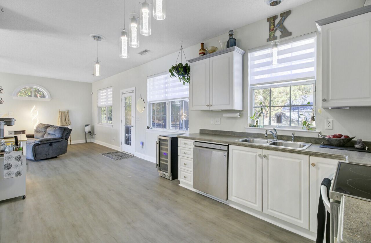 101 Presidio Bend Photo 14