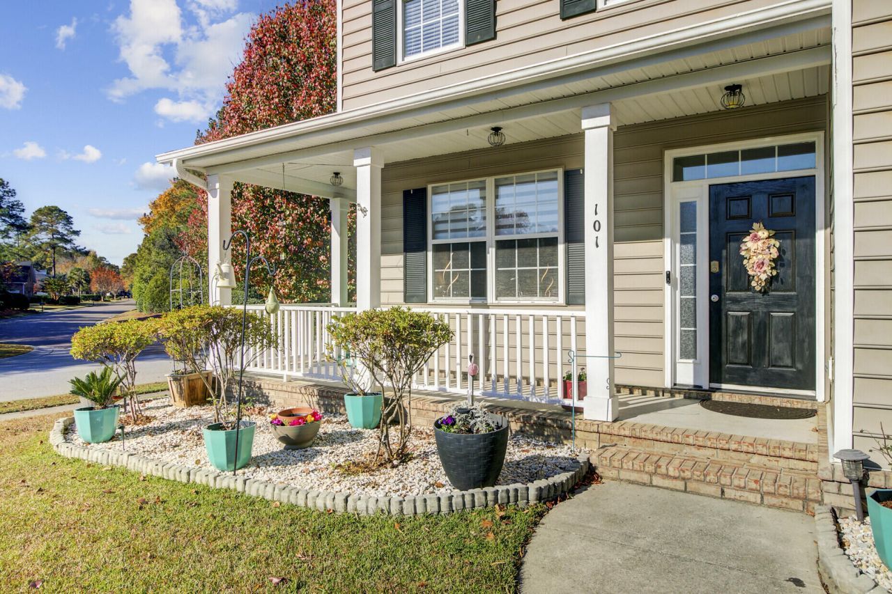 101 Presidio Bend Photo 4