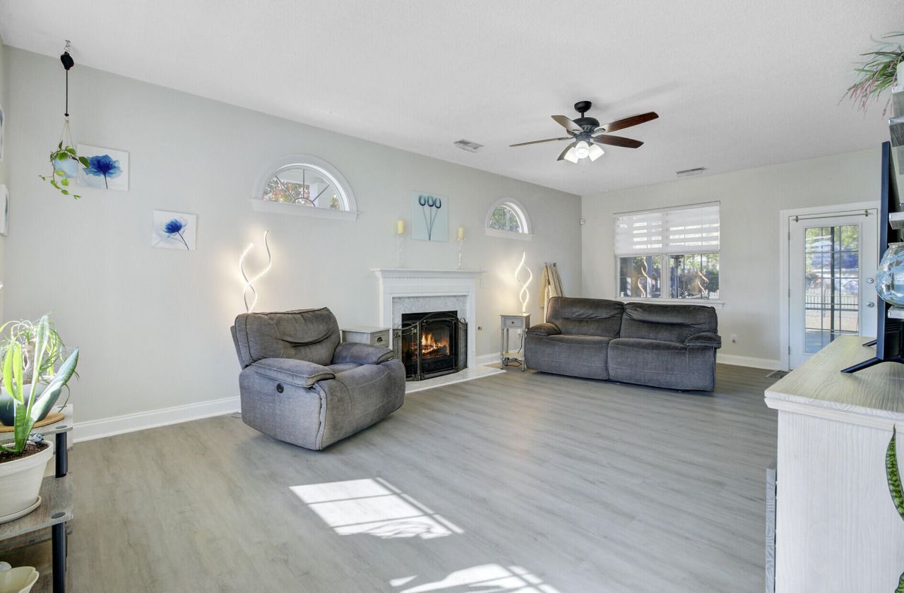 101 Presidio Bend Photo 6