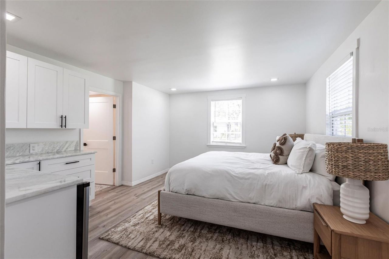 640 Broadway Street, Longboat Key, FL 34228 Photo