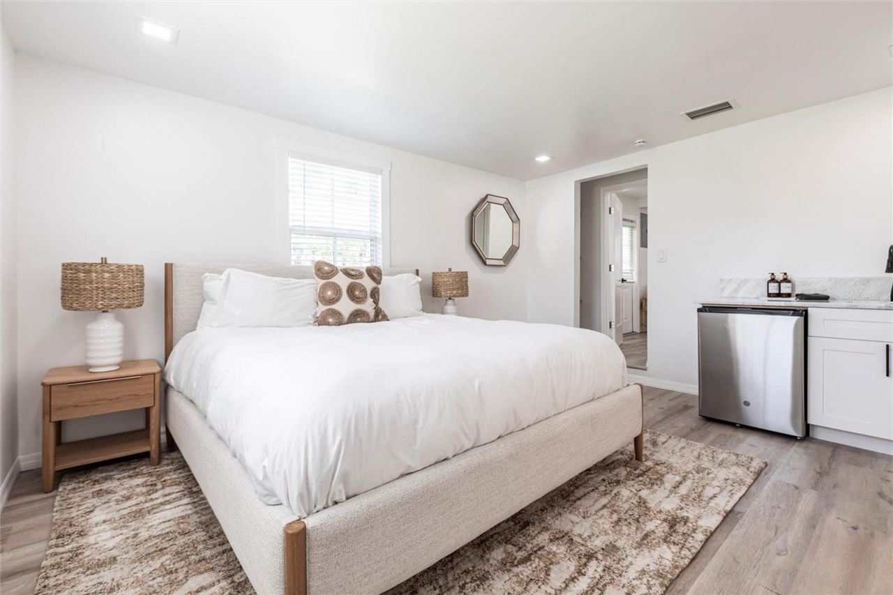 640 Broadway Street, Longboat Key, FL 34228 Photo