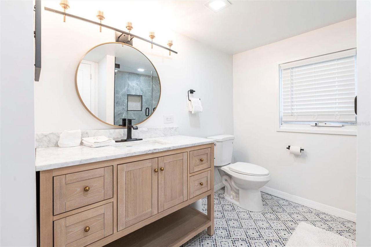 640 Broadway Street, Longboat Key, FL 34228 Photo