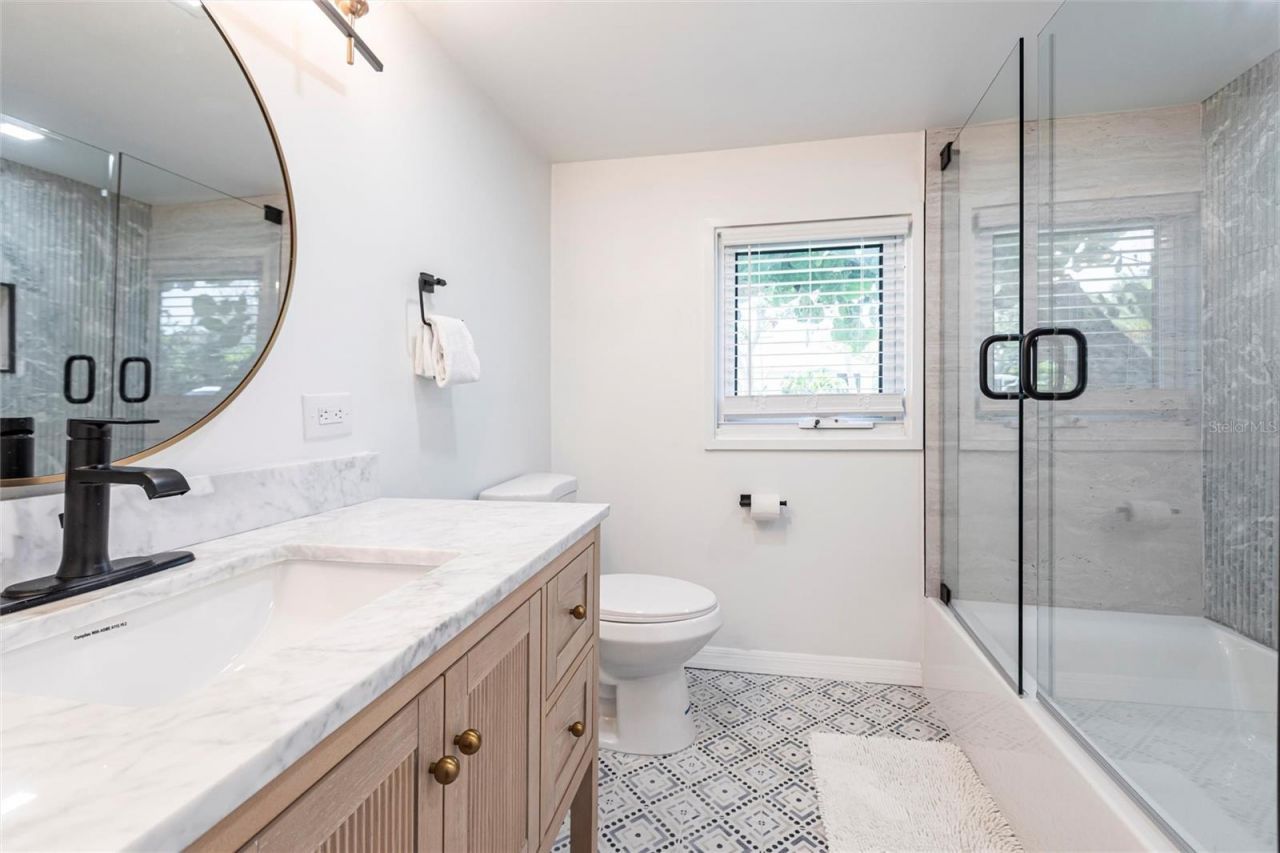640 Broadway Street, Longboat Key, FL 34228 Photo