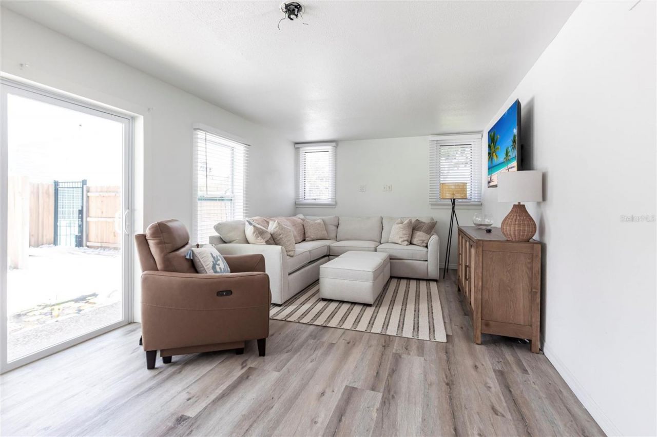 640 Broadway Street, Longboat Key, FL 34228 Photo