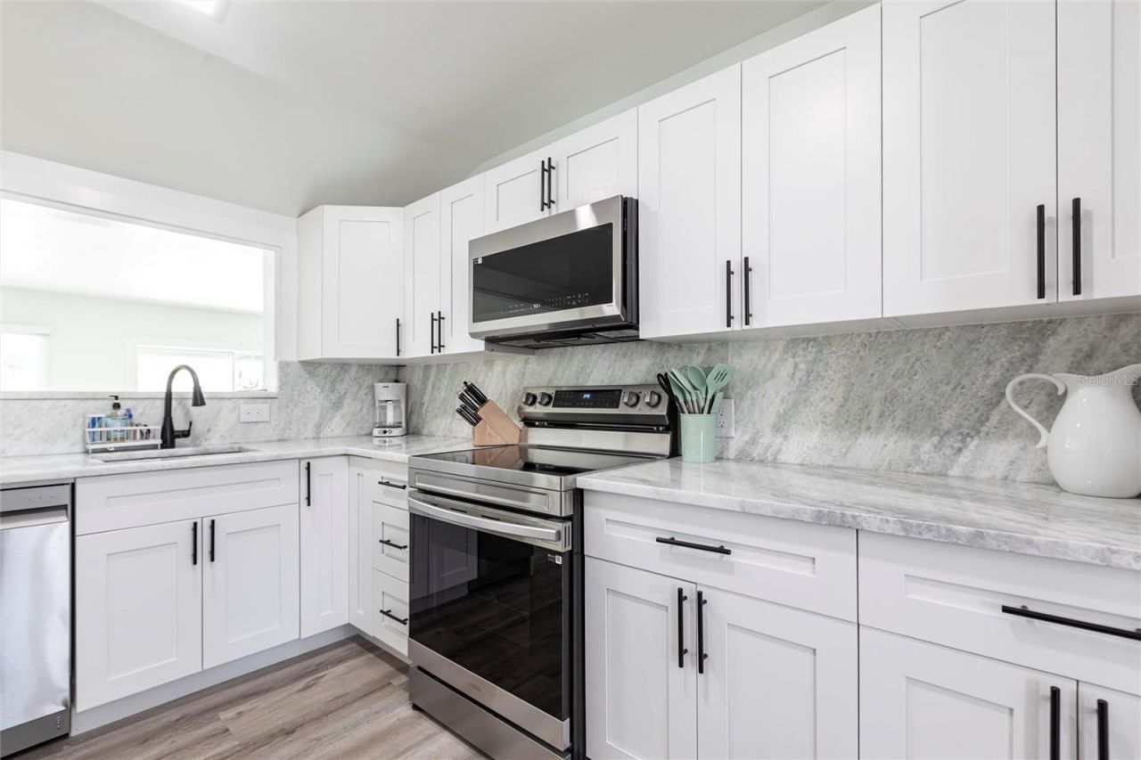 640 Broadway Street, Longboat Key, FL 34228 Photo
