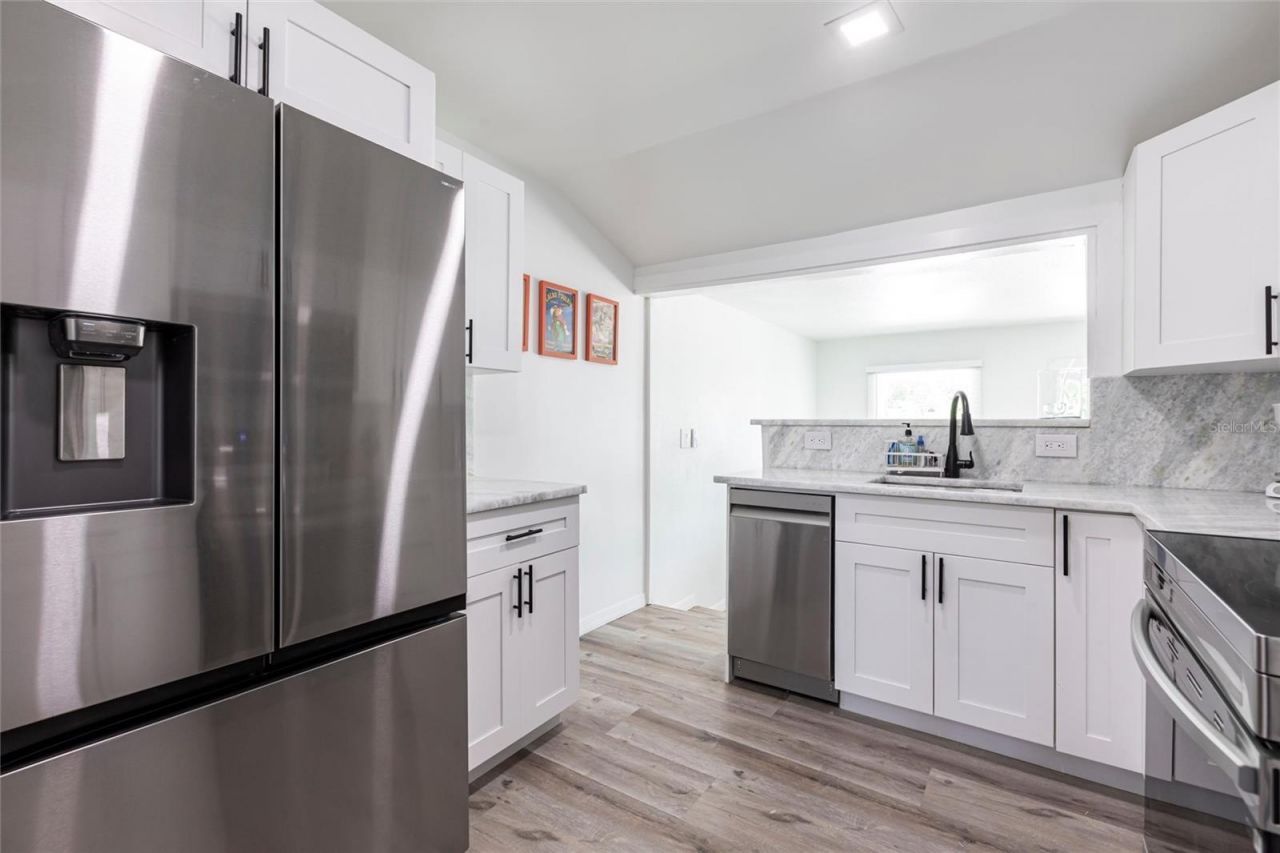 640 Broadway Street, Longboat Key, FL 34228 Photo
