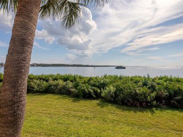 1813 MARINER DRIVE, Unit 147, TARPON SPRINGS, FL 34689