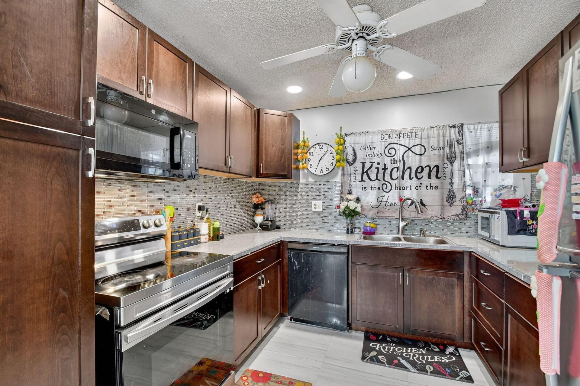 2 Cambridge Place, Boynton Beach, FL 33426 Photo