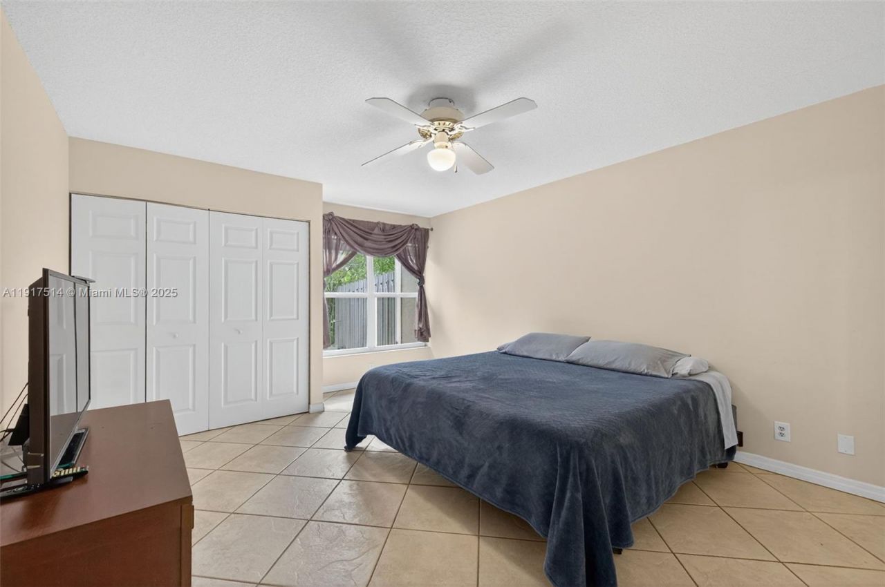 616 Woodgate Ln, Unit D, Sunrise, FL 33326 Photo