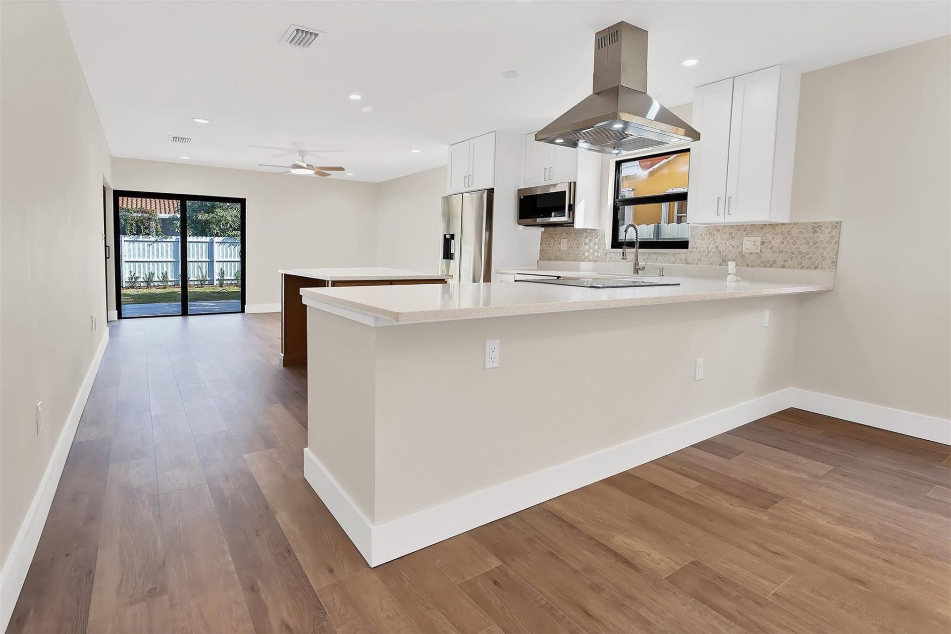 391 NW 58th Avenue, Miami, FL 33126 Photo