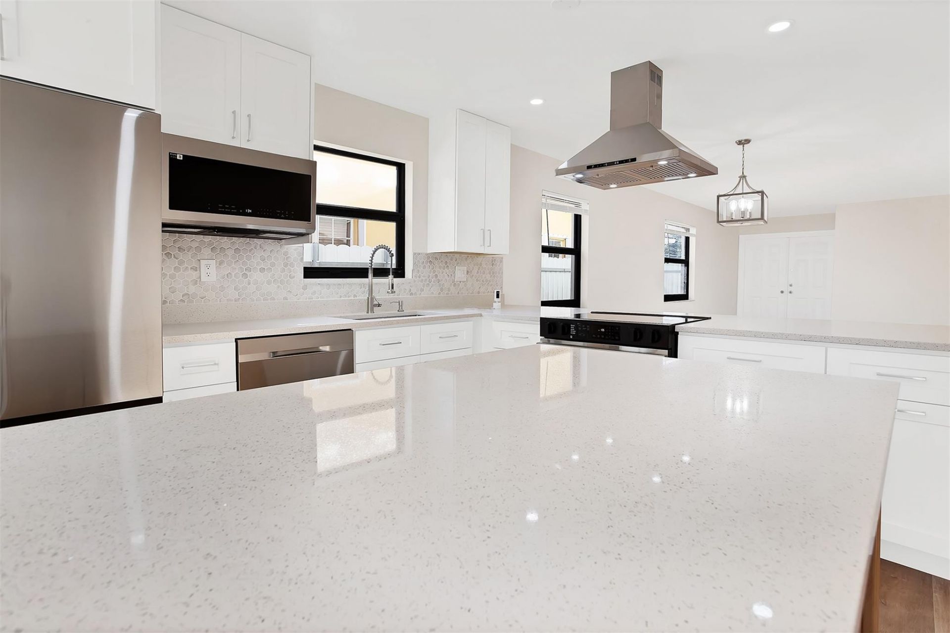 391 NW 58th Avenue, Miami, FL 33126 Photo