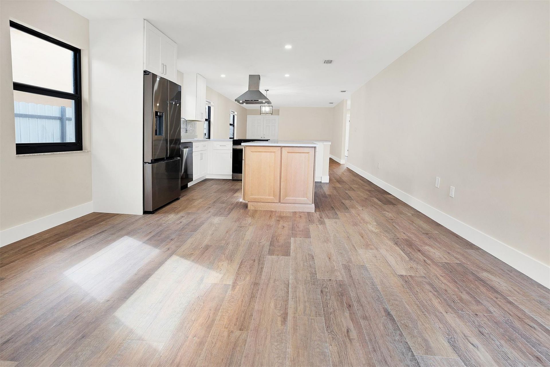 391 NW 58th Avenue, Miami, FL 33126 Photo