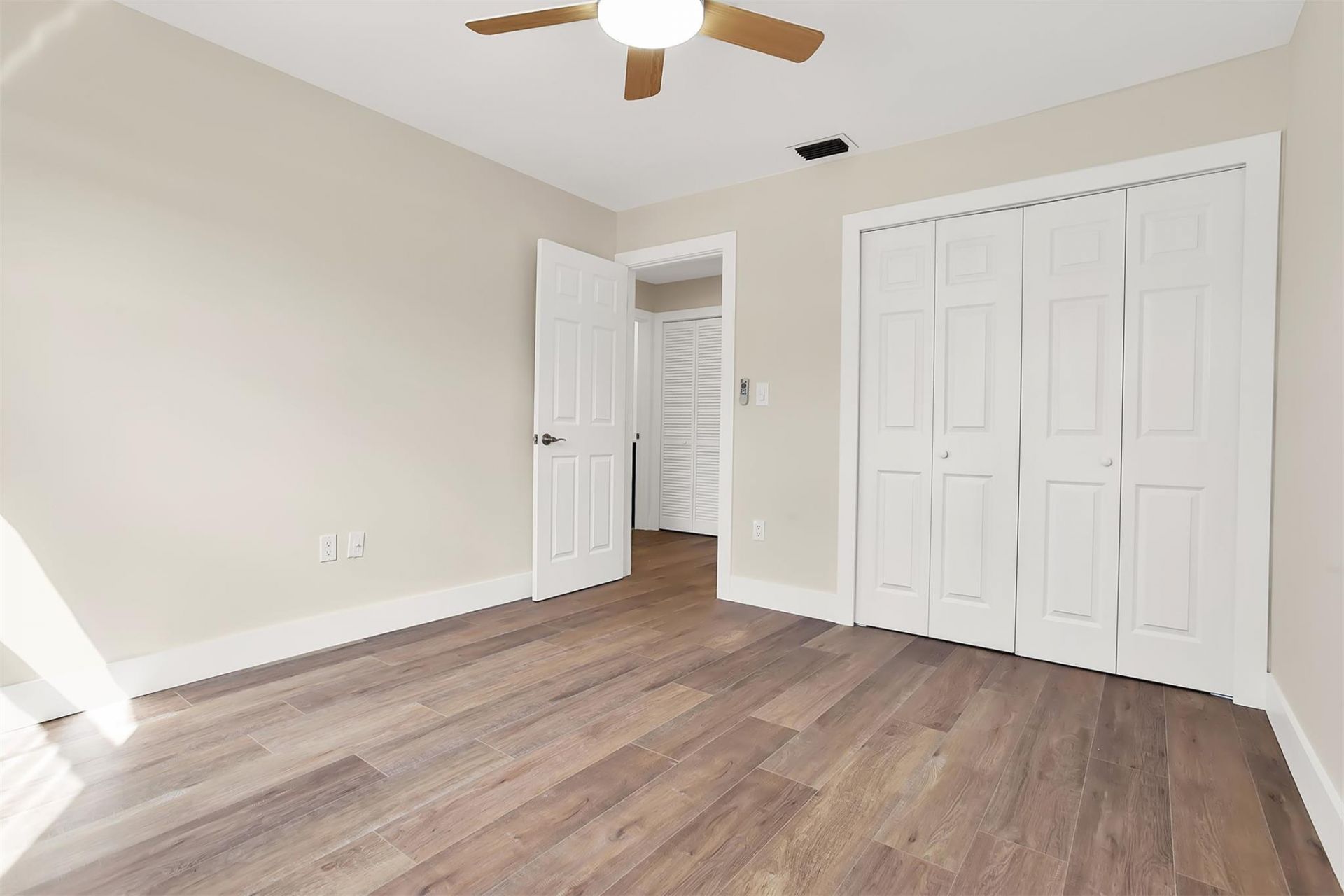 391 NW 58th Avenue, Miami, FL 33126 Photo