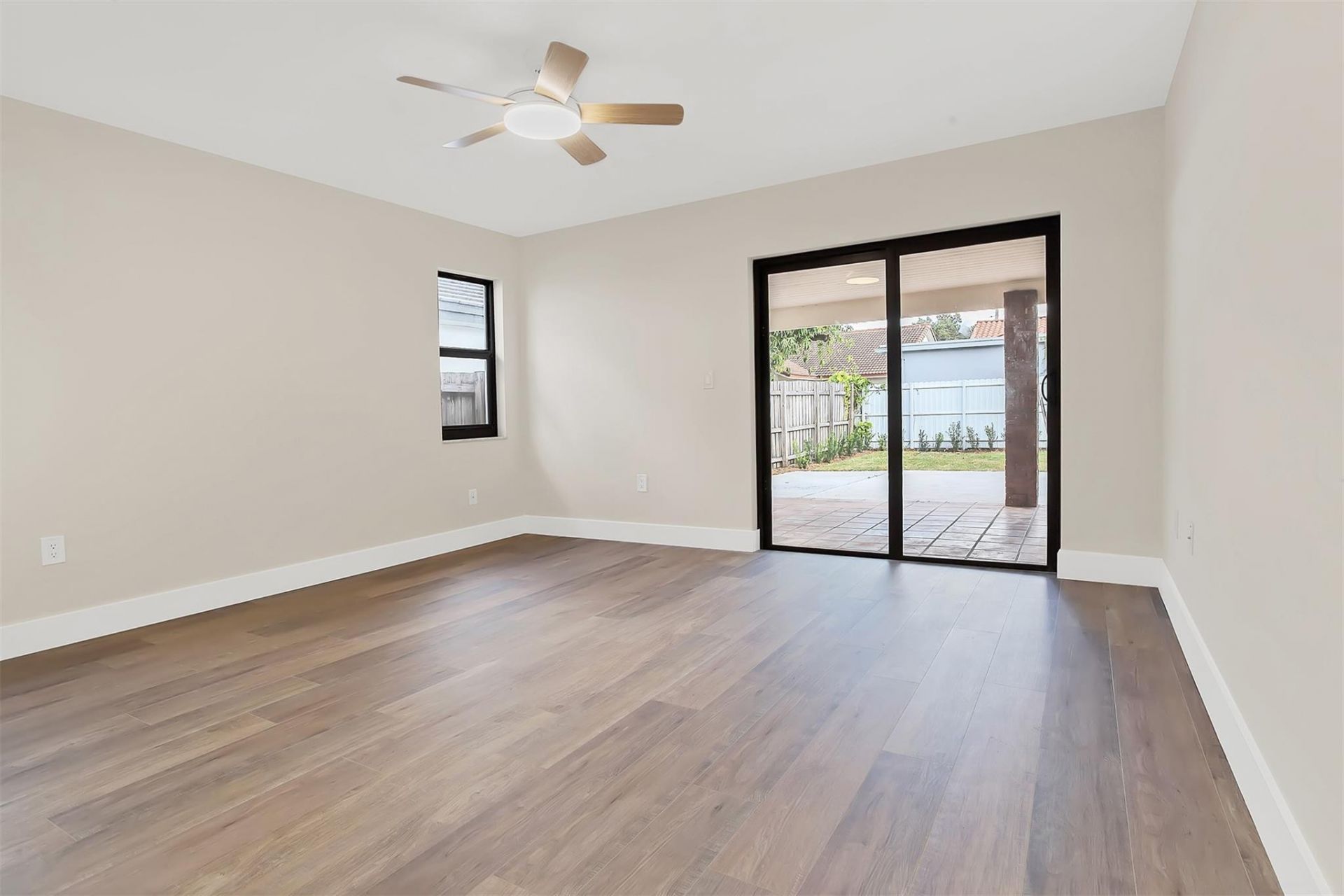 391 NW 58th Avenue, Miami, FL 33126 Photo