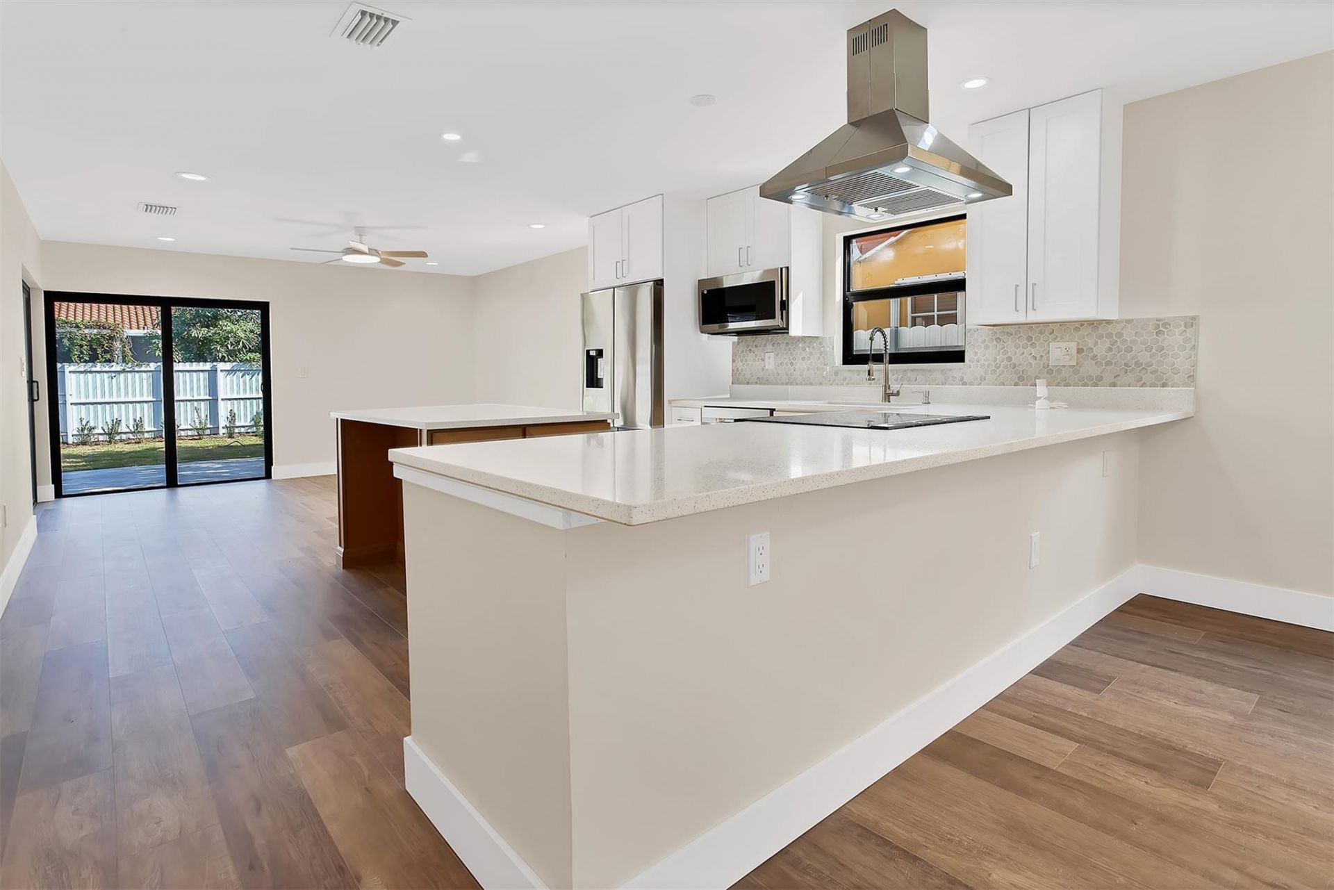 391 NW 58th Avenue, Miami, FL 33126 Photo