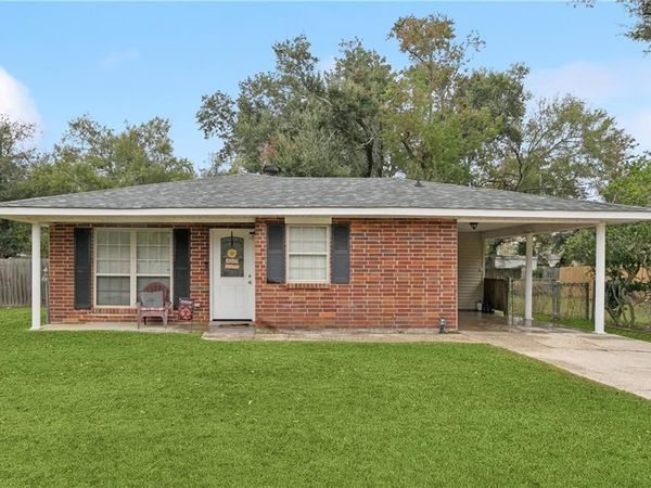 3835 ARROWHEAD Drive, Slidell, LA 70458