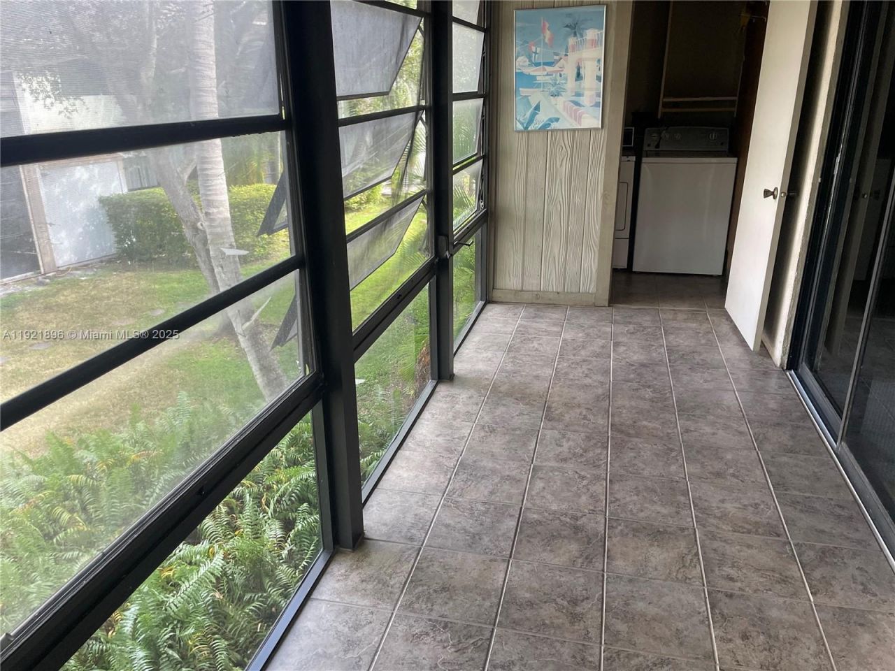 911 NE 199th St, Unit 203-14, Miami, FL 33179 Photo