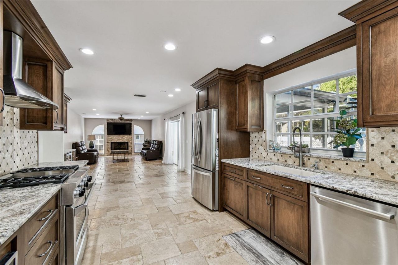 9149 Maple Court, Seminole, FL 33777 Photo