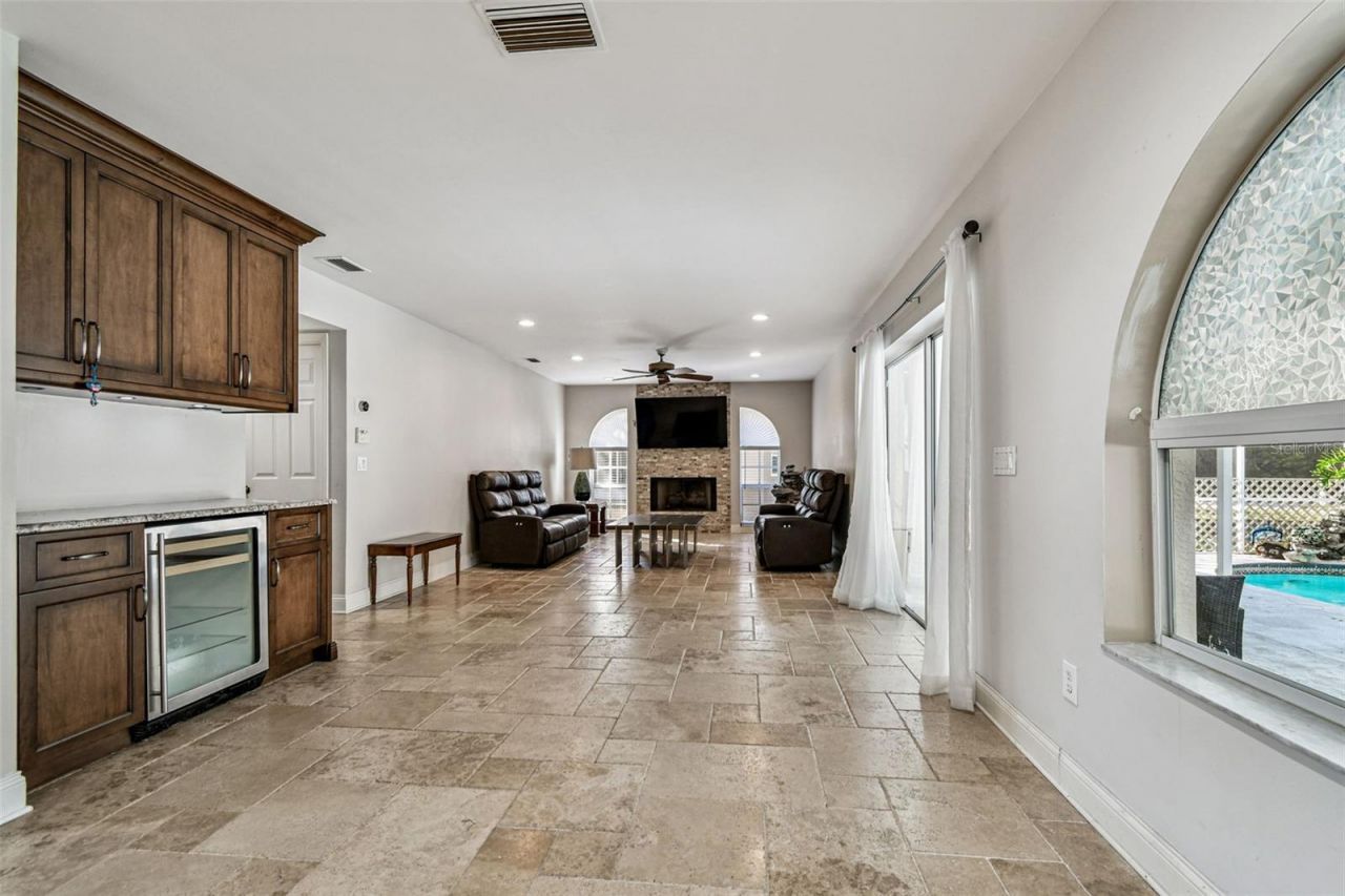 9149 Maple Court, Seminole, FL 33777 Photo