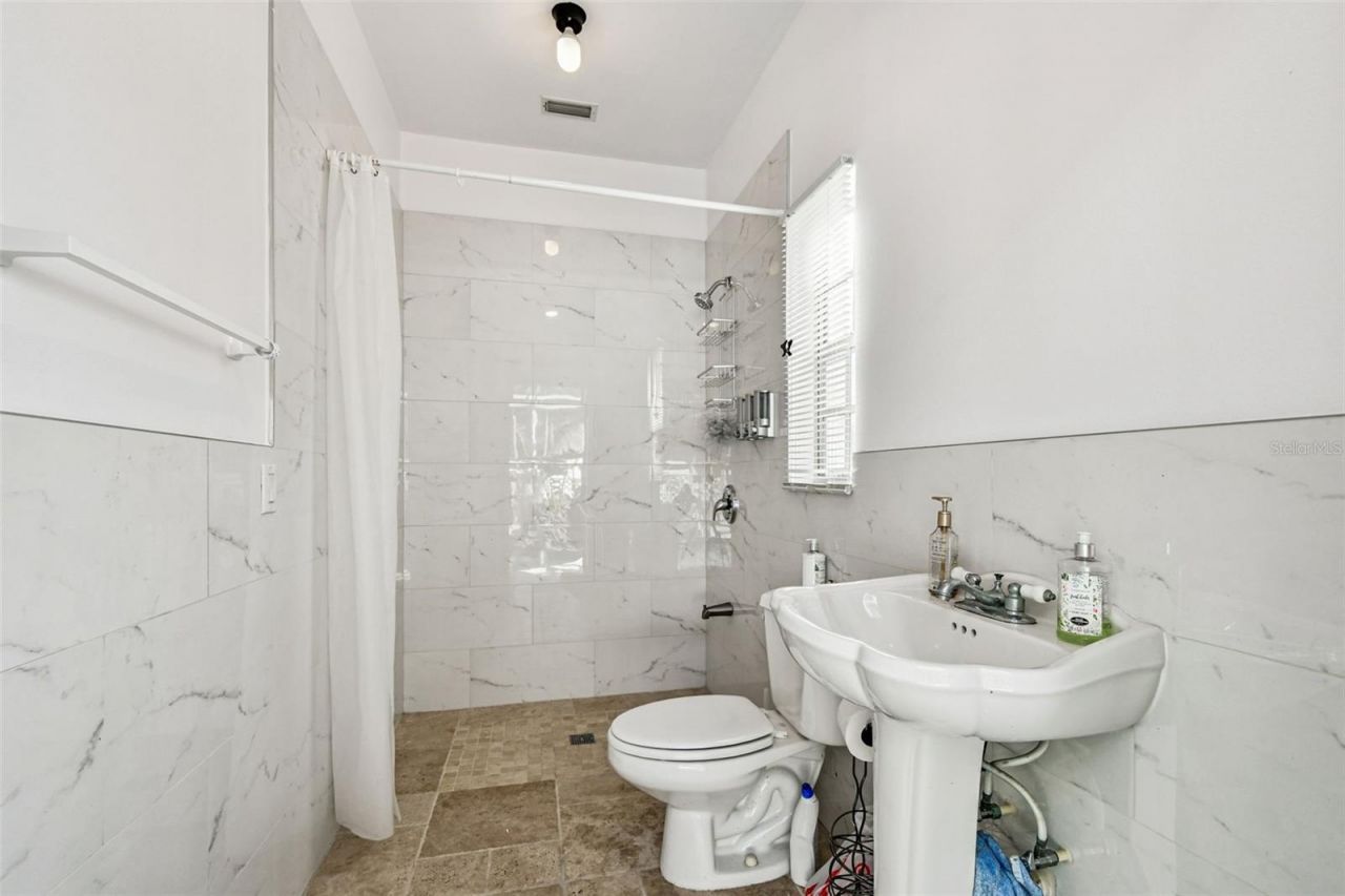 9149 Maple Court, Seminole, FL 33777 Photo