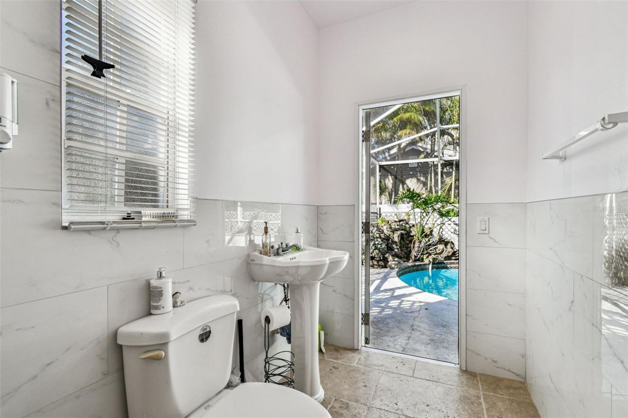 9149 Maple Court, Seminole, FL 33777 Photo