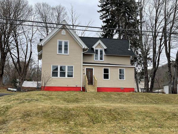 59 High  Street, Warren, MA 01083