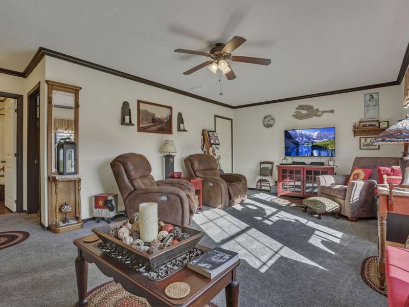 22037 State Route 180, Laurelville, OH 43135 Photo 14