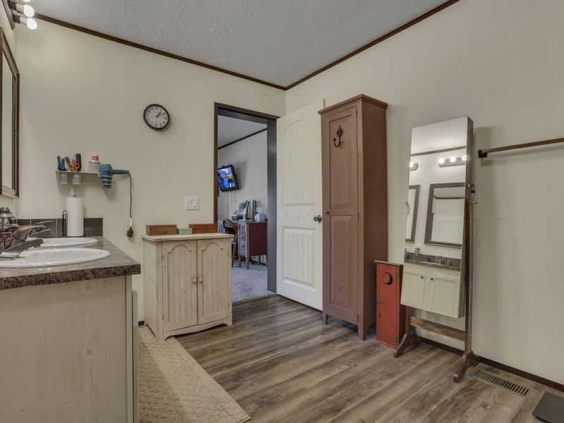 22037 State Route 180, Laurelville, OH 43135 Photo 25