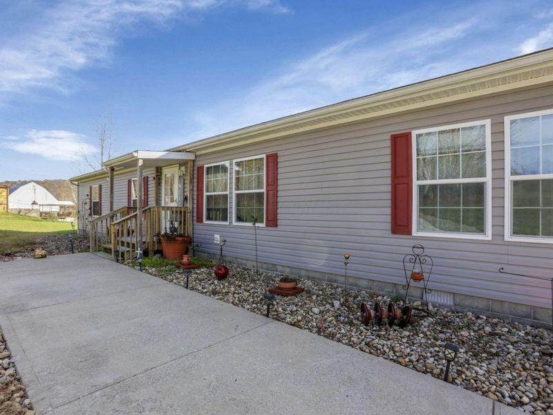 22037 State Route 180, Laurelville, OH 43135 Photo 4