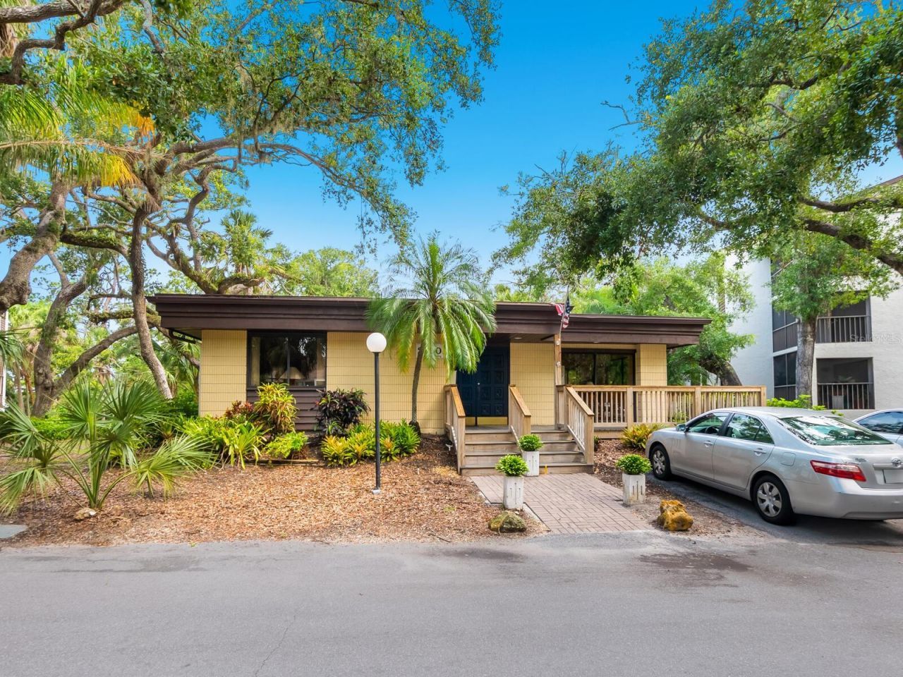 2714 Orchid Oaks Drive, Unit 101, Sarasota, FL 34239 Photo