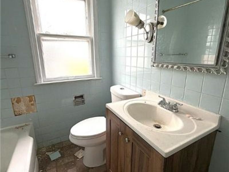 14914 Kingsford Avenue, Cleveland, OH 44128 Photo 11