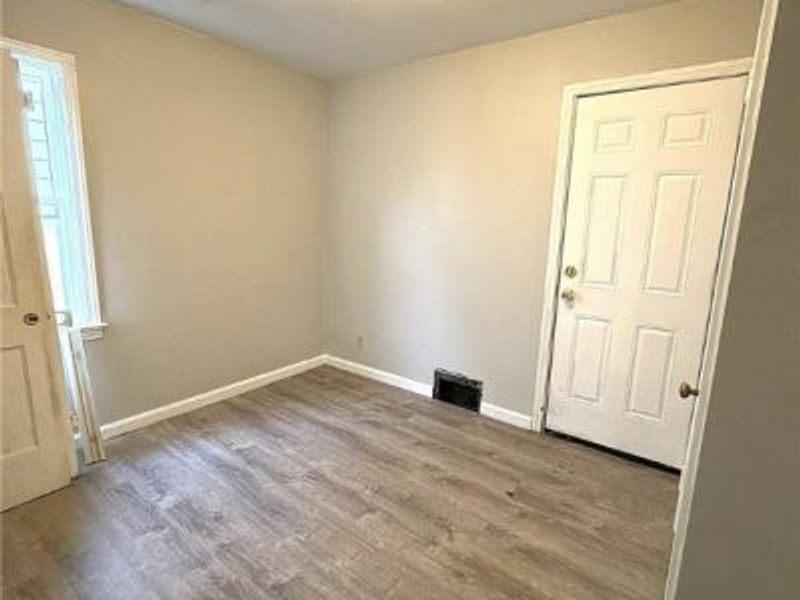 14914 Kingsford Avenue, Cleveland, OH 44128 Photo 15