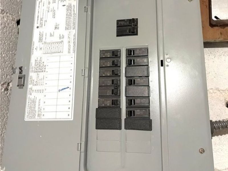 14914 Kingsford Avenue, Cleveland, OH 44128 Photo 21