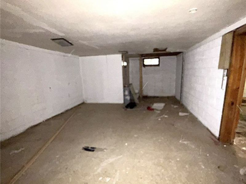 14914 Kingsford Avenue, Cleveland, OH 44128 Photo 25