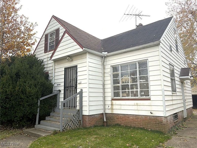 14914 Kingsford Avenue, Cleveland, OH 44128 Photo 32