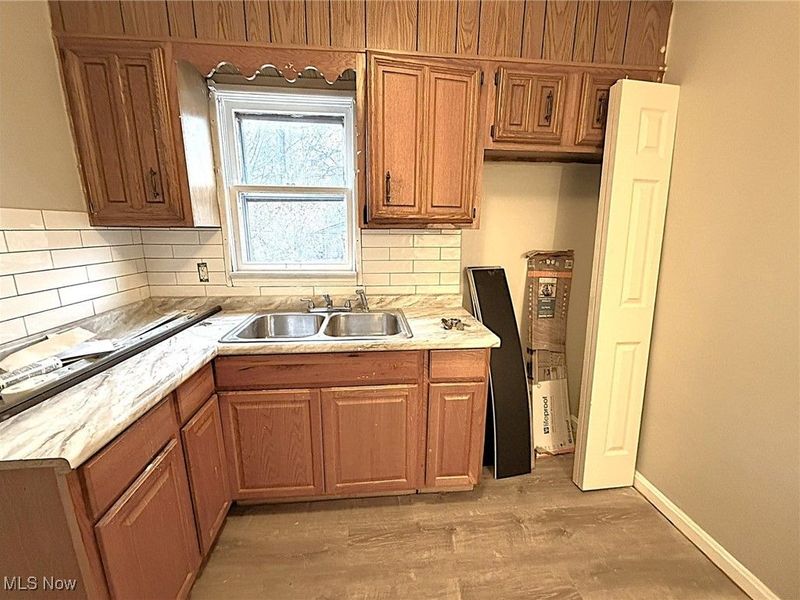 14914 Kingsford Avenue, Cleveland, OH 44128 Photo 8